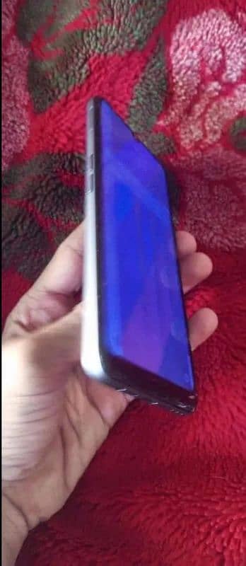 OPPO F17 Mobile Used condition 8GB / 128GB 1