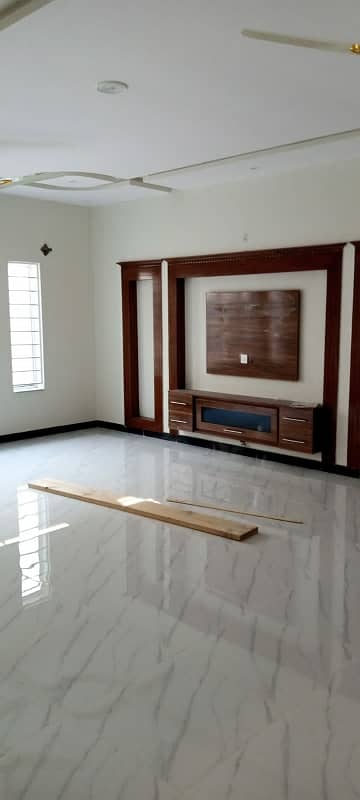 1 Kanal Portion Available For Rent 13