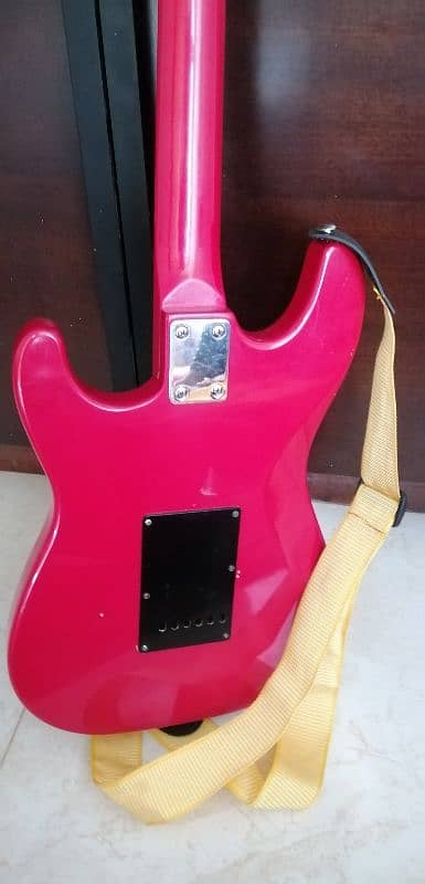 Flystar stratocaster style electric guitar 2