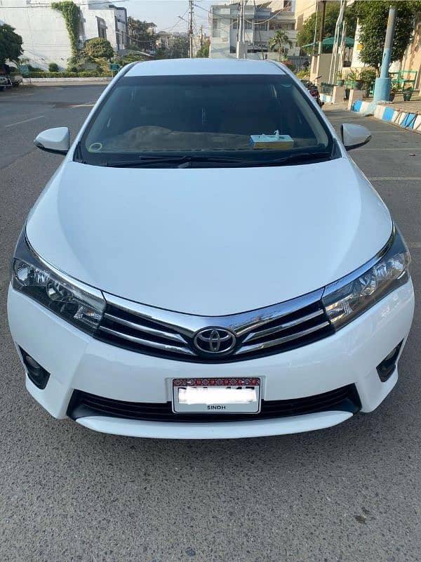 Toyota Corolla Altis 1.8 super White 3