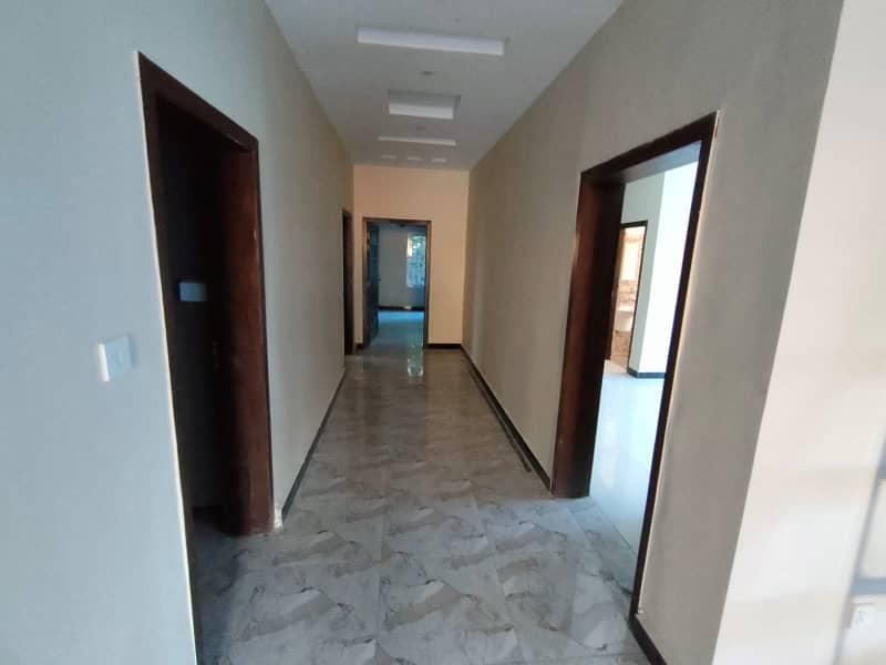 Book A 1 Kanal House In F-15 13