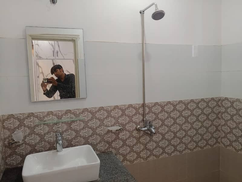 5 Maral House For Sale In Nashaman E Iqbal 23