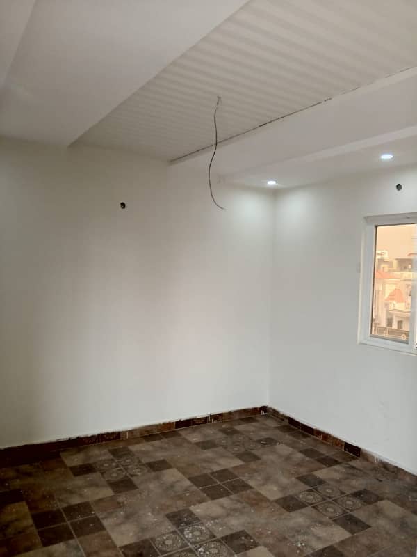 5 Maral House For Sale In Nashaman E Iqbal 44