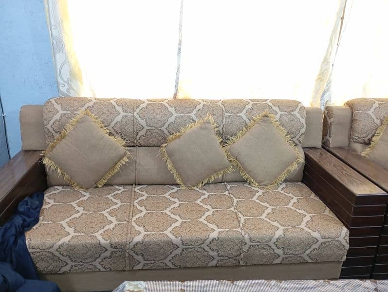 new 5 seater sofa 7