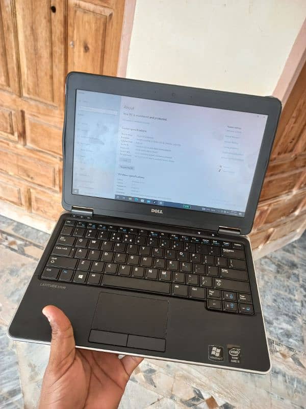 dell latitude e 7240 1