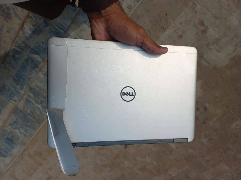 dell latitude e 7240 8