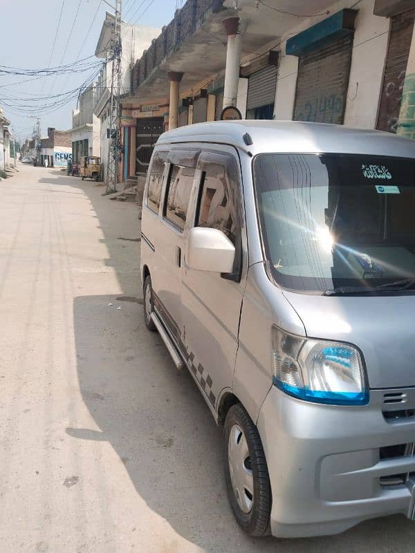 Daihatsu Hijet 2017 10