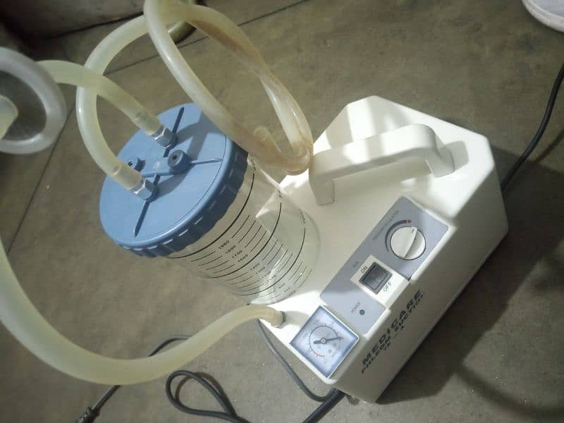 mucus suction machine 5