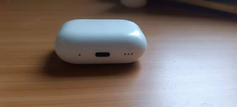 airpods pro 2 A2968 usb type c 3