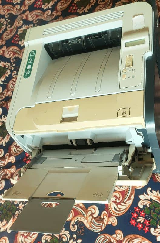 HP laserJet P2055dn in good condition 3