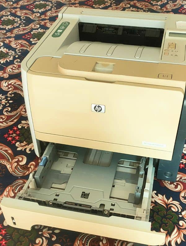 HP laserJet P2055dn in good condition 4