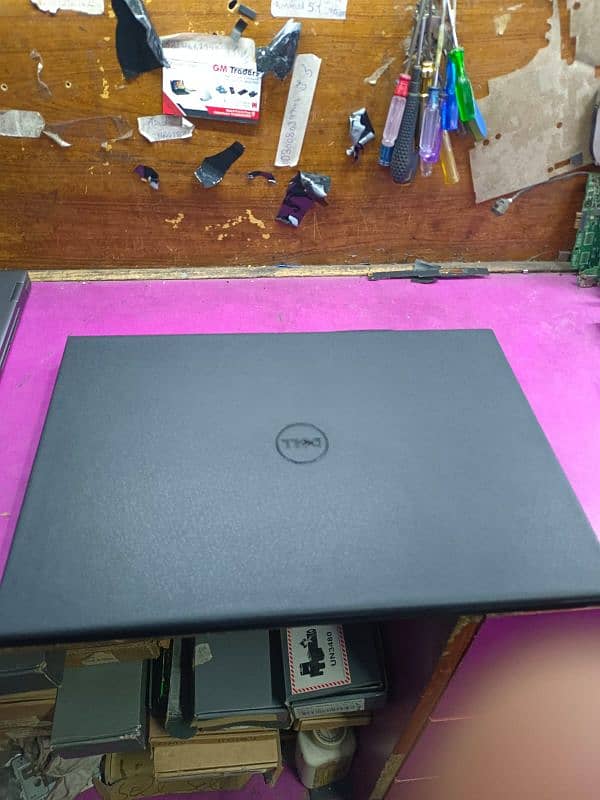 Dell Inspiration Black 4 GB / 500 GB 10 by 10 Condition 0