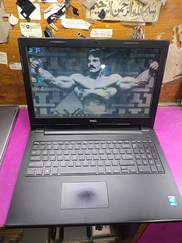 Dell Inspiration Black 4 GB / 500 GB 10 by 10 Condition 3