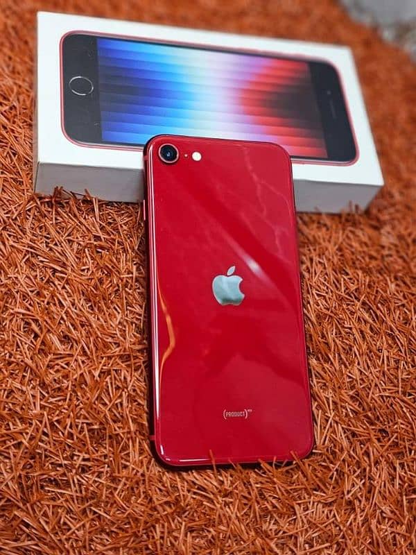 Apple iPhone SE 128 GB Momery 03193220625 0