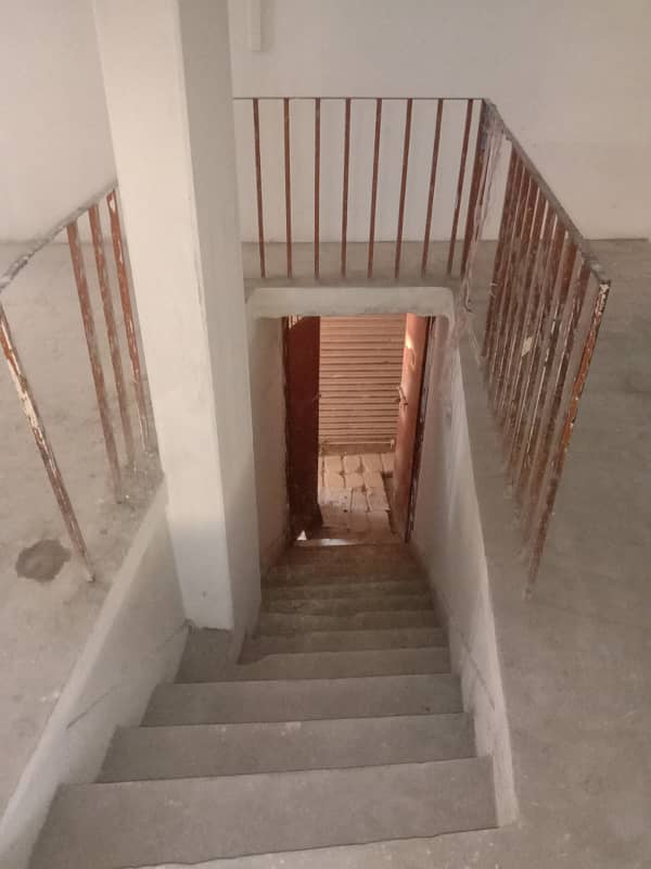 Mezzanine For Rent At Nazimabad. 8