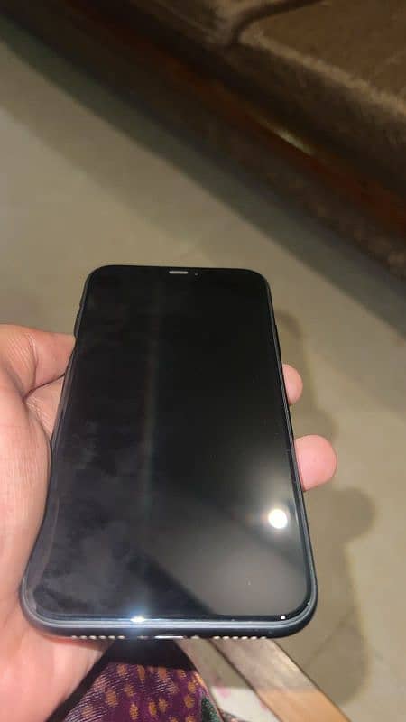 iphone 11  jv 128 GB 1