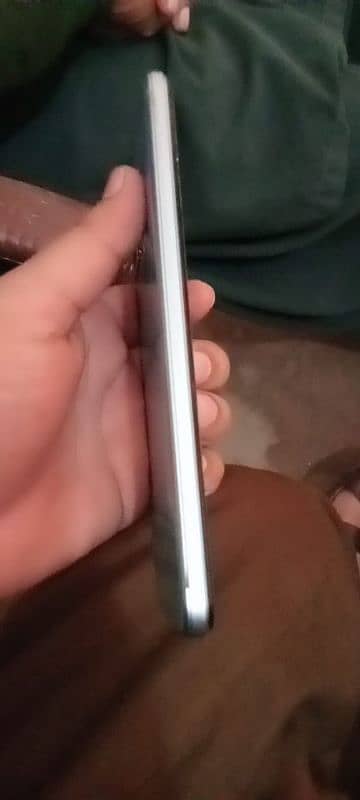 vivo y33s 8/128 condition 10/10 1