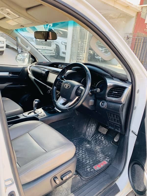 Toyota Hilux 2018 5