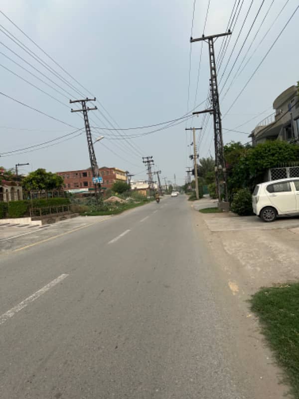 1 Kanal Plot 65 feet Road For Sale 1