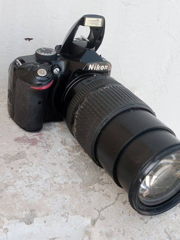 nikon d3200 with 18/140 and all assesries cash on delivery available 5