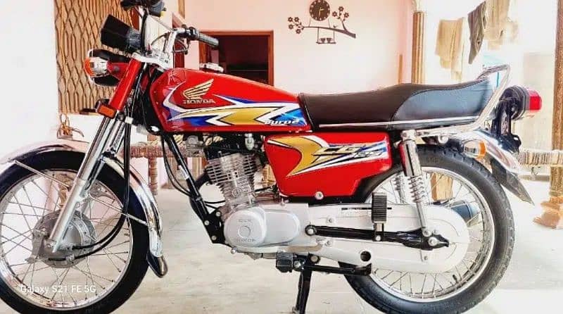 Honda cg 125 2020 zero meter condition first owner GOLDEN NUMBER 9394 3