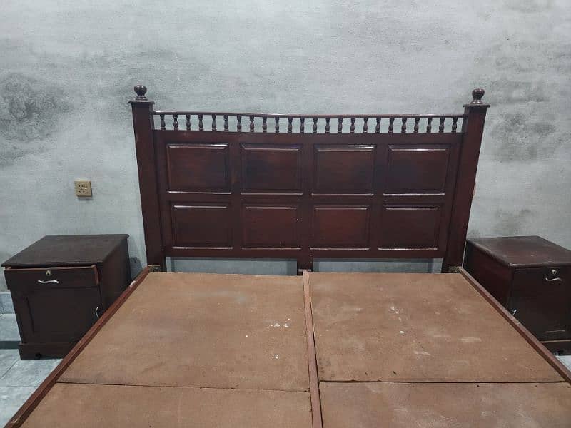 king size bed with side tables 3