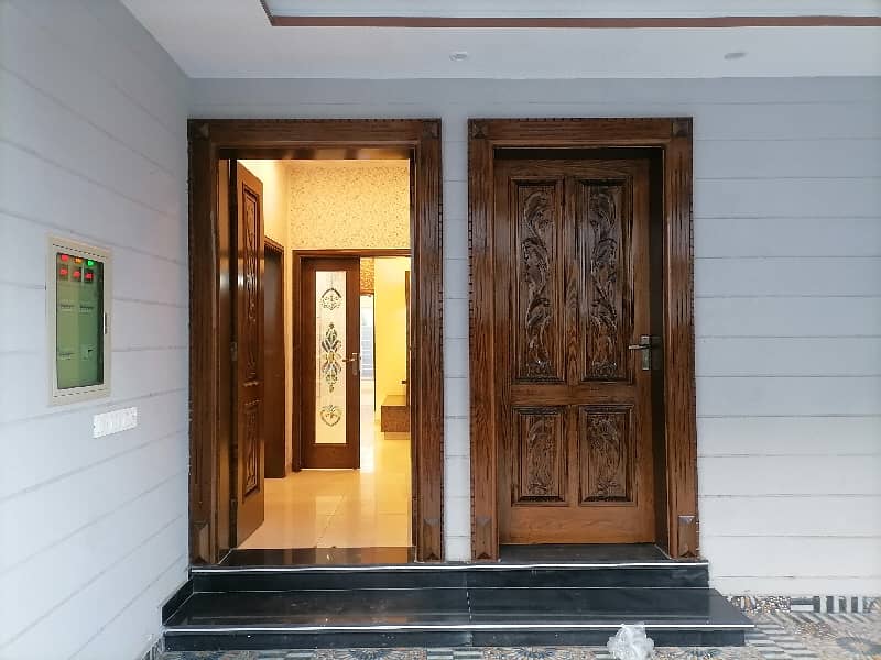 5 Marla House In Lahore Is Available For sale 0