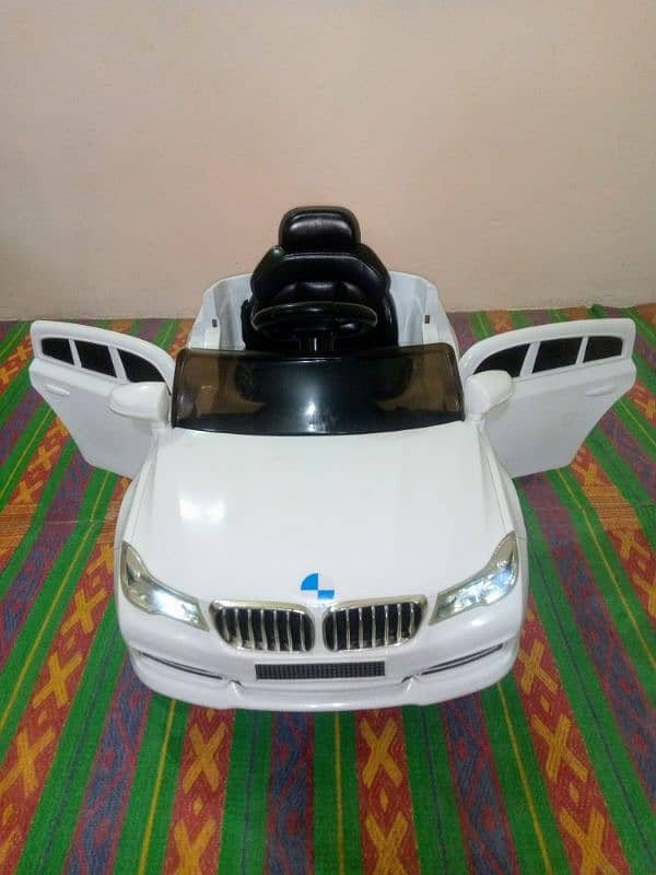 Kids Electric Car O3358O8816O Call/Whatsap. Brand New with Charger 7