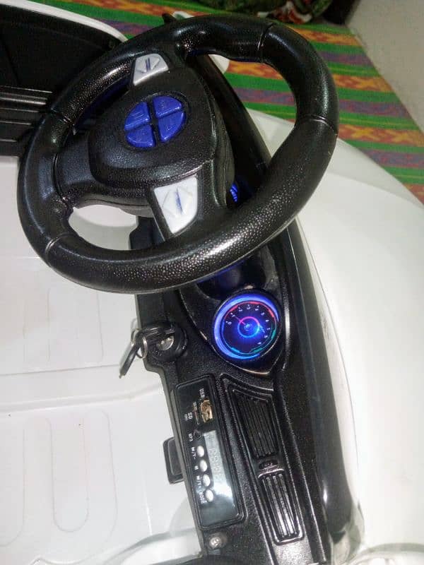 Kids Electric Car O3358O8816O Call/Whatsap. Brand New with Charger 12