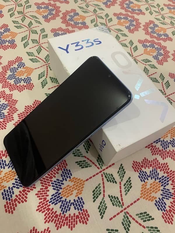 Vivo Y33s with box 8/128 Condition 10/10 2