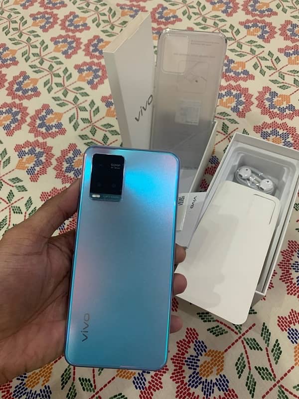 Vivo Y33s with box 8/128 Condition 10/10 4