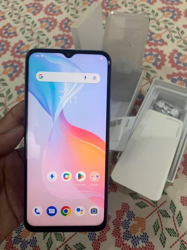 Vivo Y33s with box 8/128 Condition 10/10 5