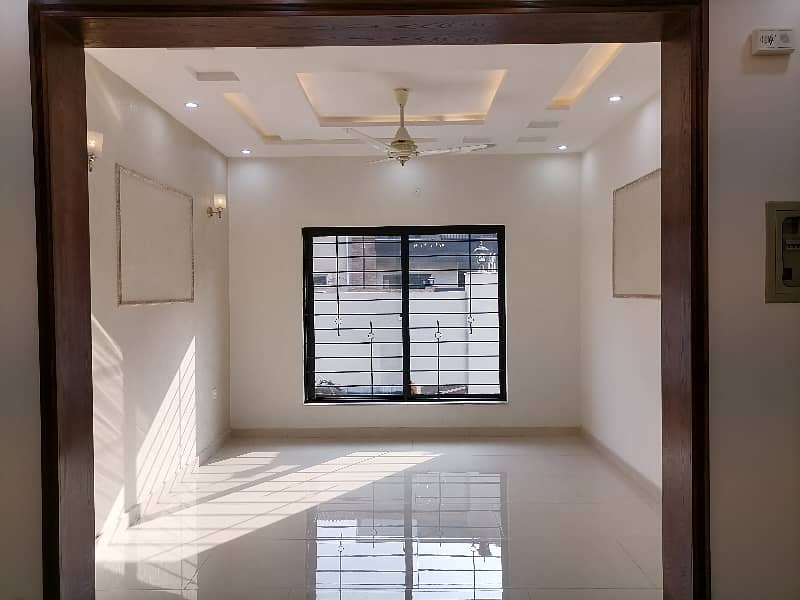 5 Marla House For sale In Paragon City - Woods Block Lahore 18