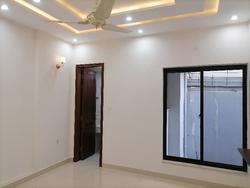 5 Marla House For sale In Paragon City - Woods Block Lahore 23