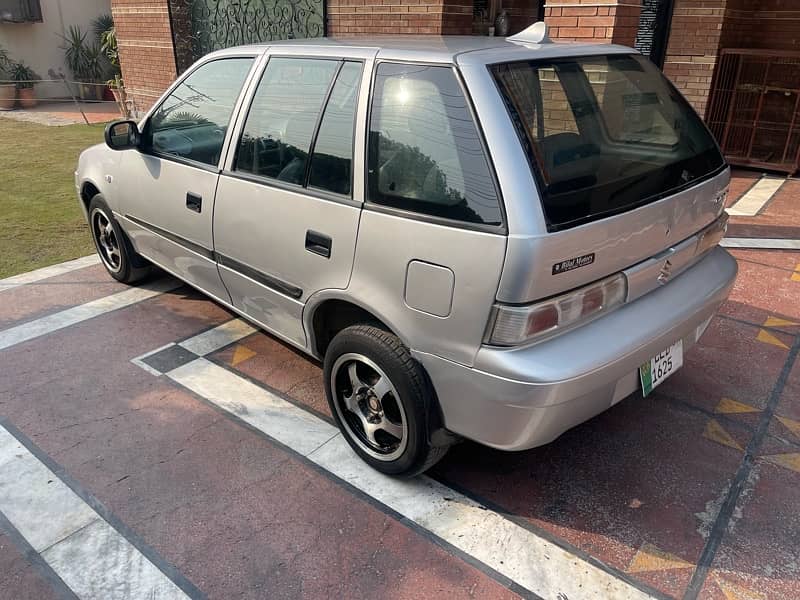 Suzuki Cultus VXL 2011 total orginal paint 100% Guranteed 4