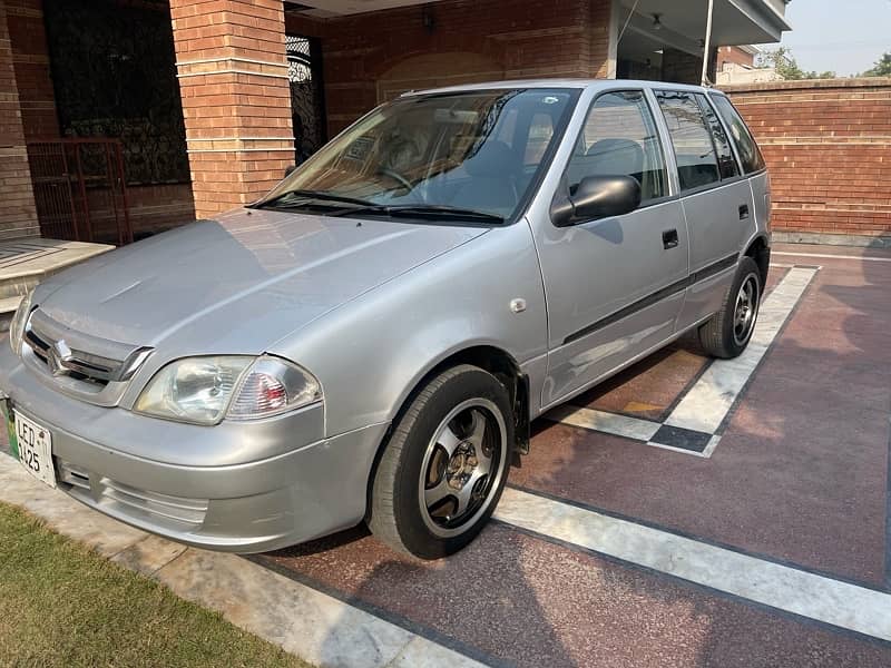 Suzuki Cultus VXL 2011 total orginal paint 100% Guranteed 5