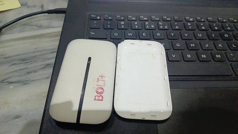 zong 4g bolt plus wifi hotspot internet device 1