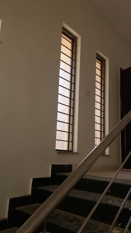 Brig House 5 Bedrooms For Rent Fully Tiled 6