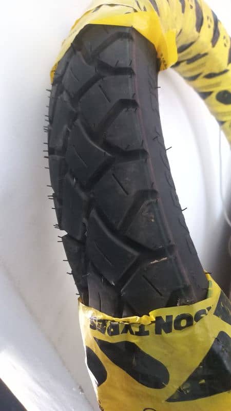 Darson Hulk Tyre 100/90-18 1