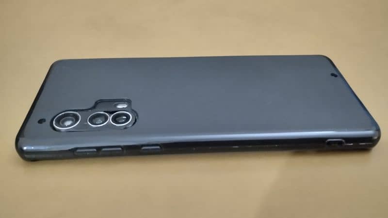 Motorola Edge Plus 12/256 4