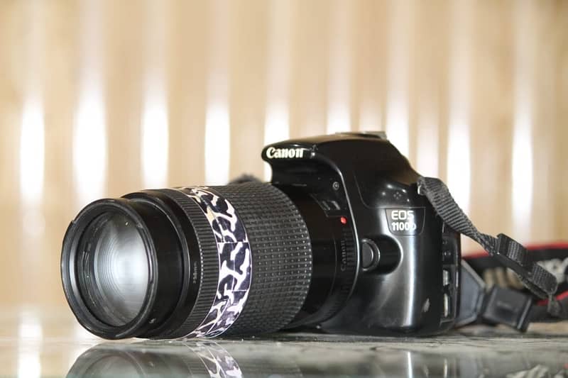 Canon 1100d with 75-300mm lens for sale 4