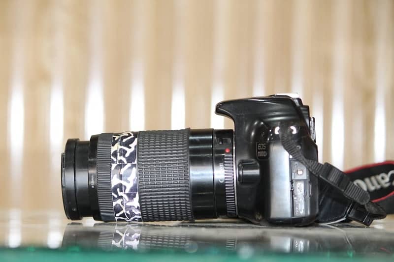 Canon 1100d with 75-300mm lens for sale 5