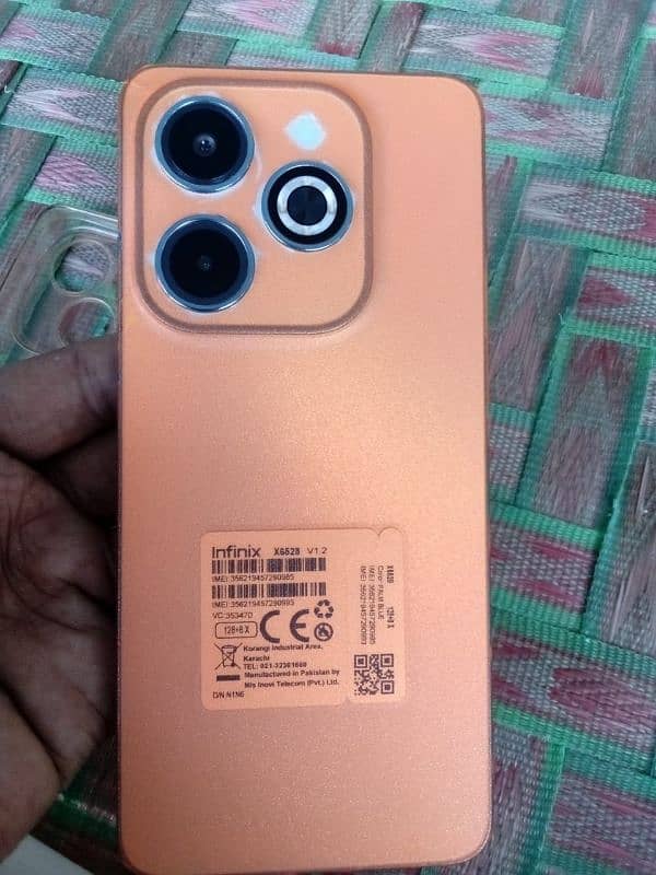 Infinix Hot 40i 2