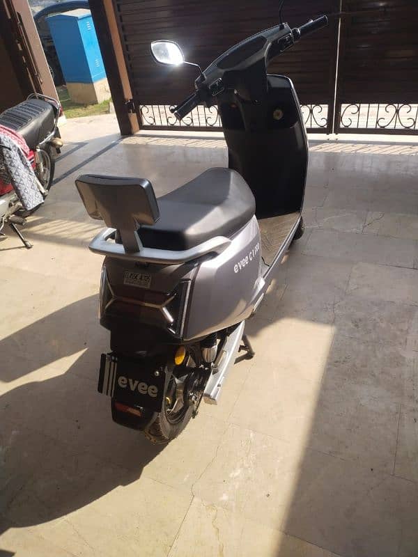 evee c1 pro electric scooter for sale 1