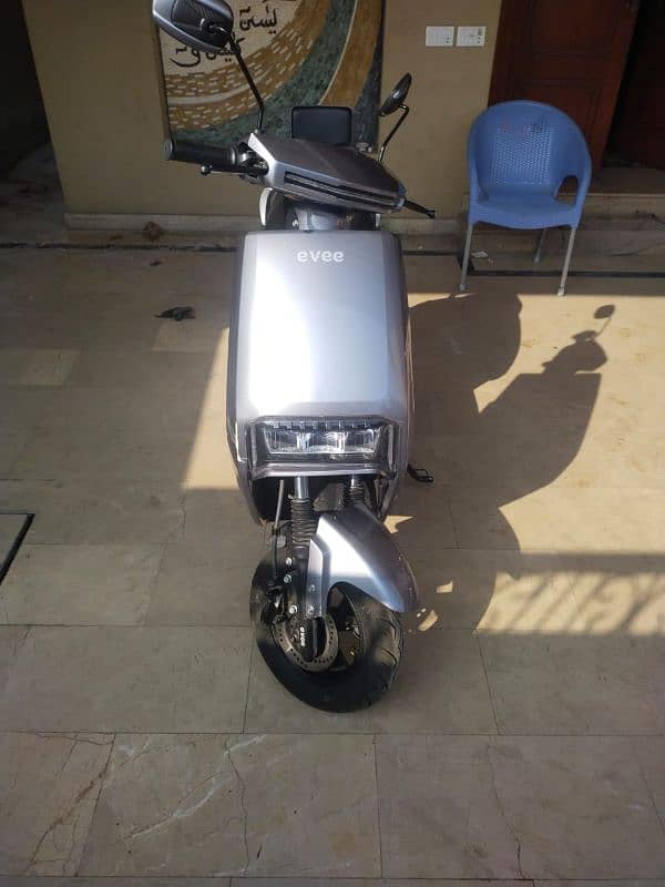 evee c1 pro electric scooter for sale 4