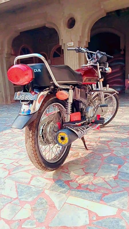 honda 125 model 22 self start jenioun condition 3