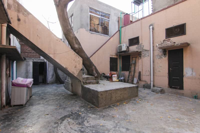 34.5 Marla Luxurious House Is Available For Sale On Habib Ullah Road Lahore 22