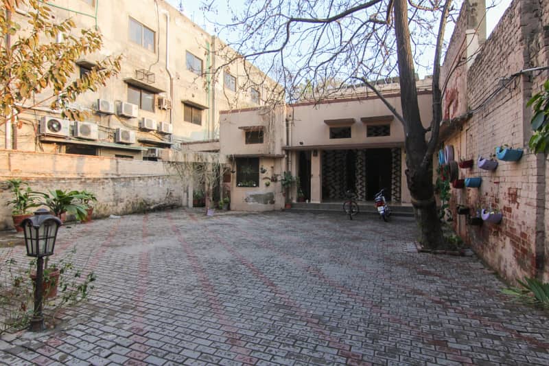 34.5 Marla Luxurious House Is Available For Sale On Habib Ullah Road Lahore 26