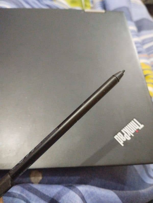 Lenovo yoga series 360 degree turn,core i5, touch and type with pen 4