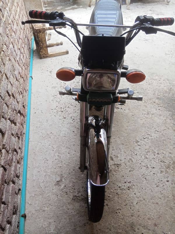 Honda CG125 available for sale 1